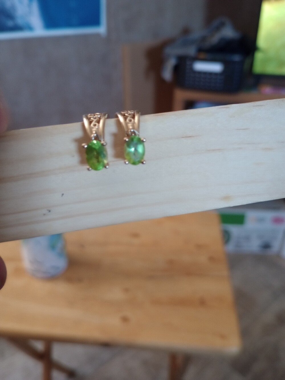 Genuine Peridot 14kt gold half hoop earrings - Picture 3 of 7